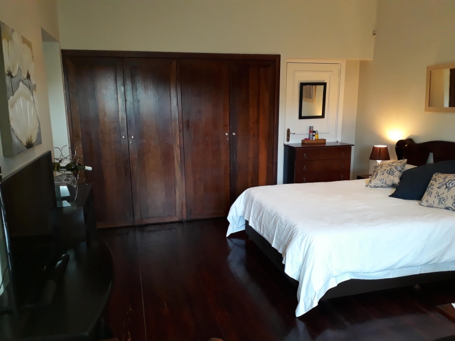 9 Bedroom Property for Sale in Walmer Eastern Cape